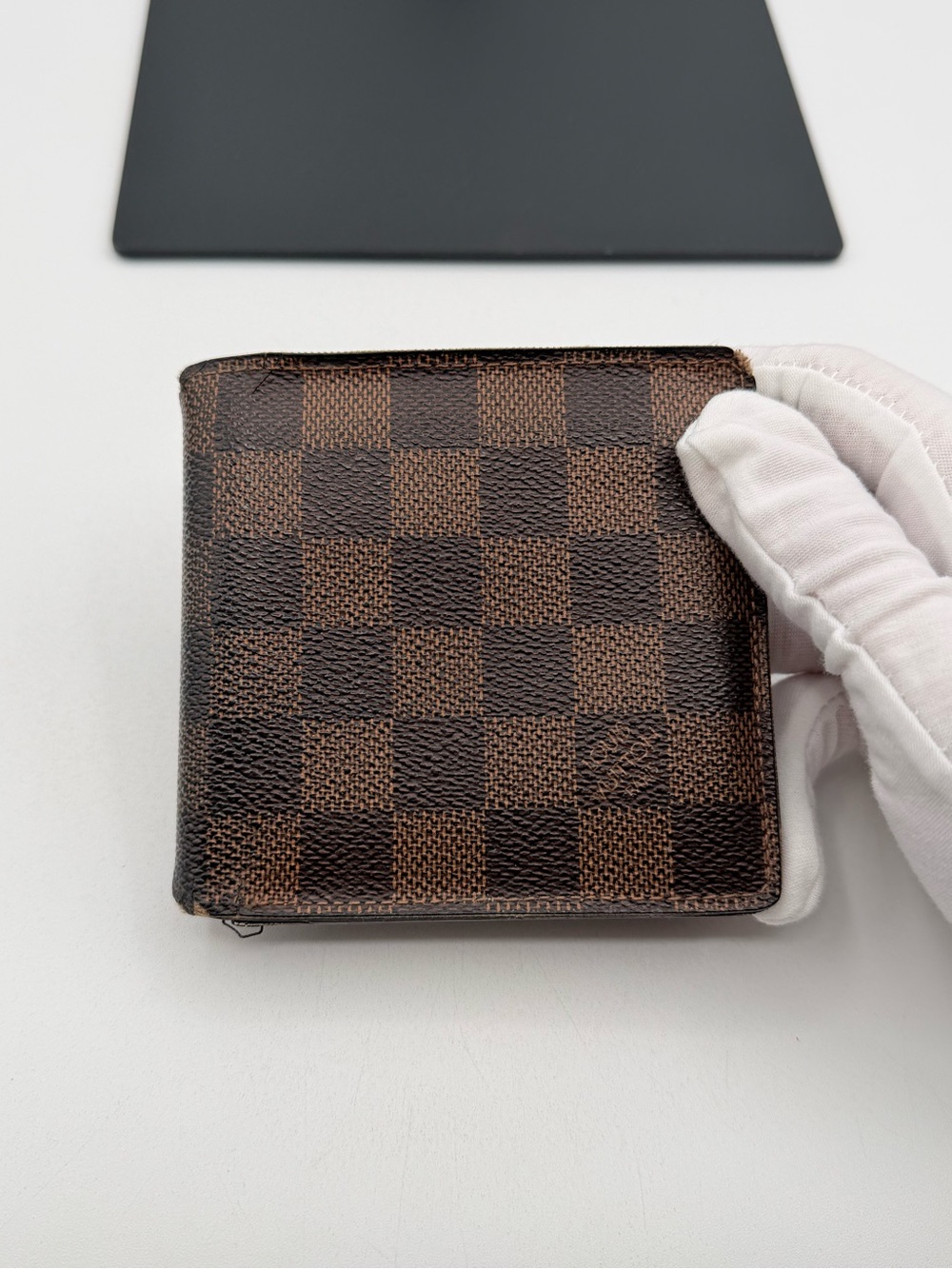 Louis Vuitton Damier Bi Fold Wallet